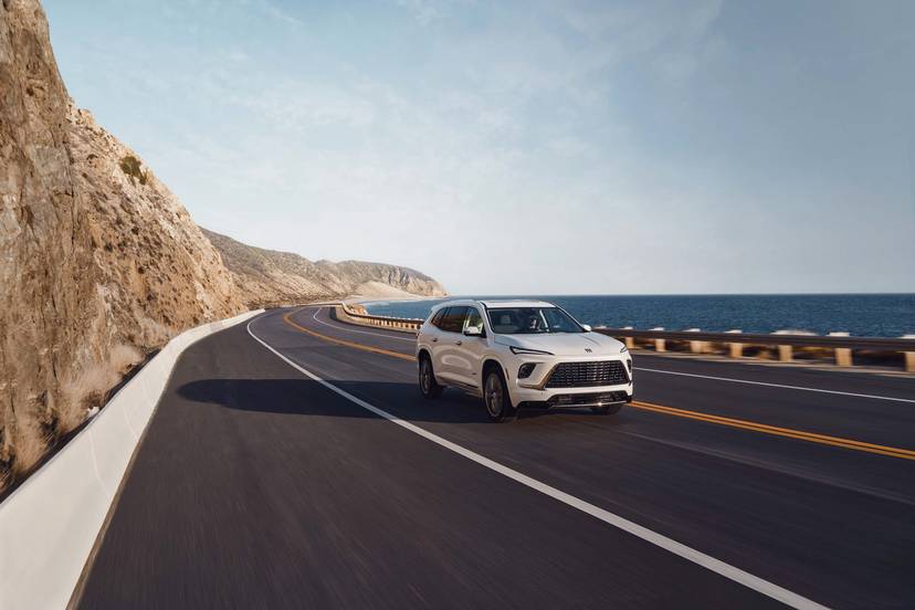 buick-enclave-2026-exterior-oem-01