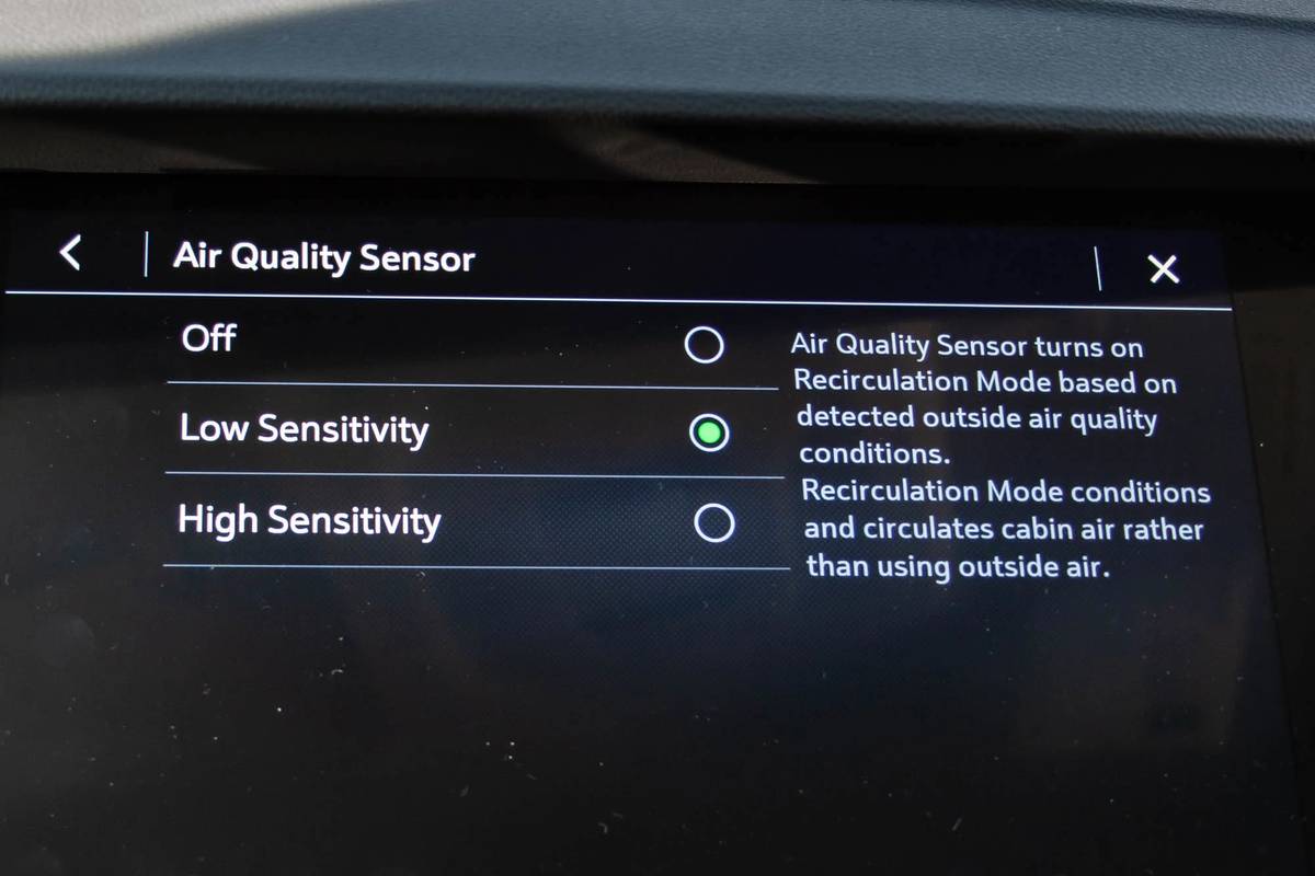 buick envision 2021 04 air quality sensor  center stack display  front row  interior  touchscreen jpg