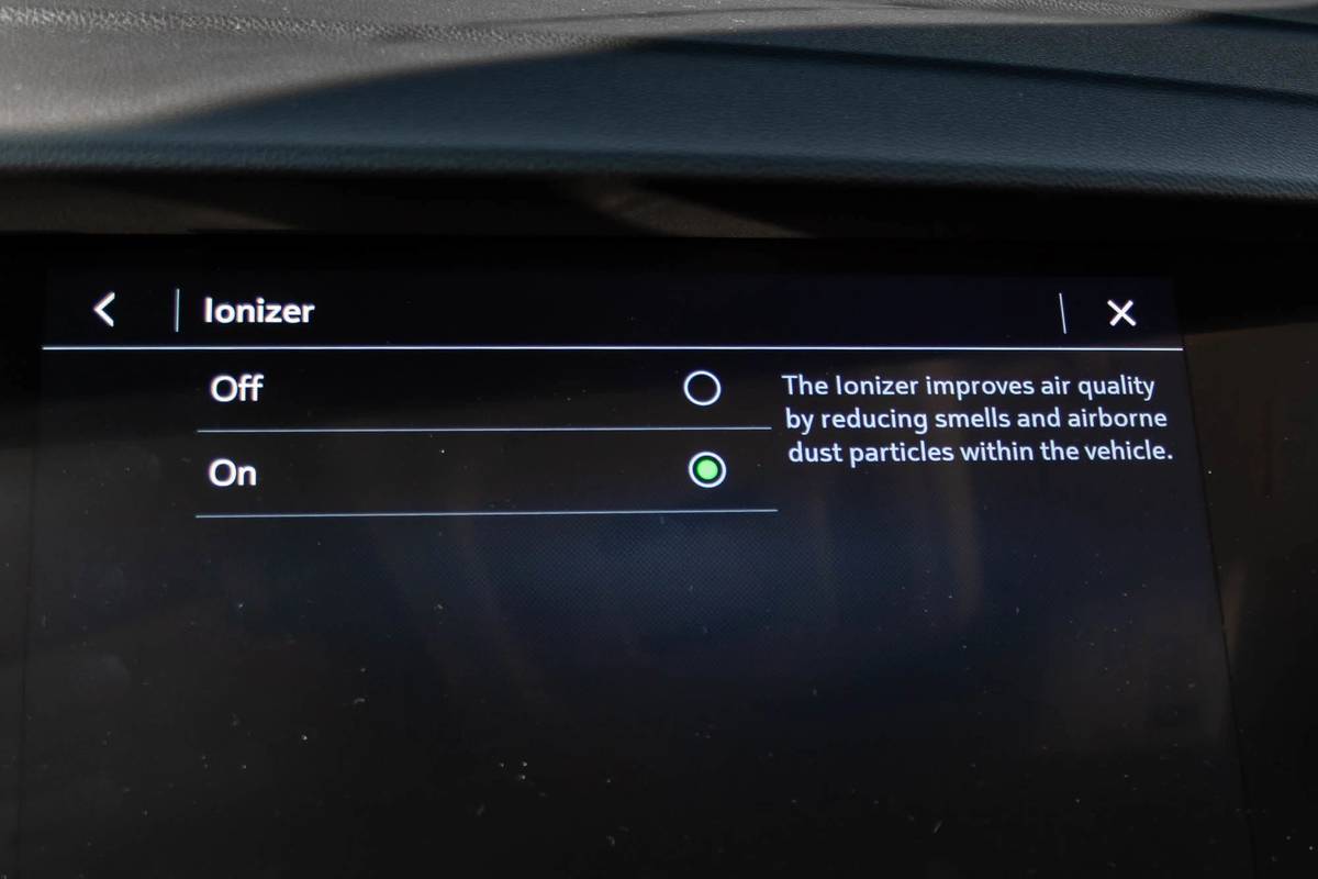 buick envision 2021 05 air quality sensor  center stack display  front row  interior  touchscreen jpg