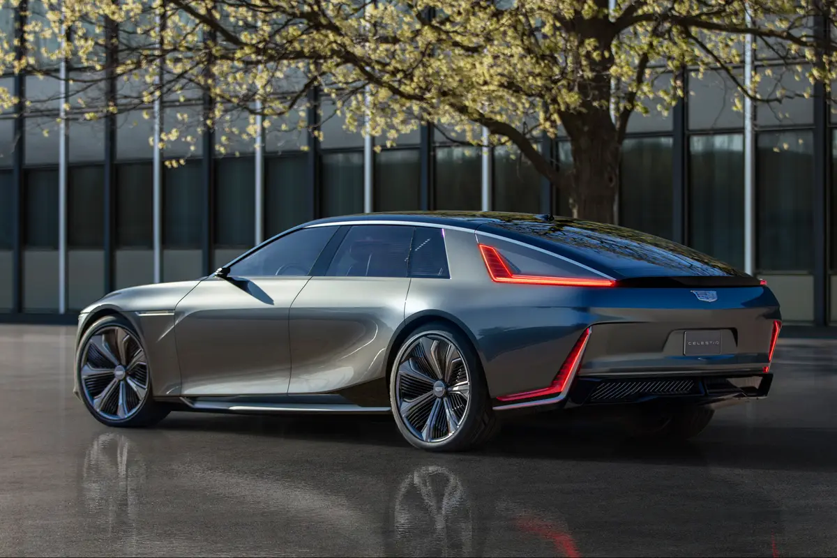 Cadillac Celestiq EV A HighTech, HighEnd Electric Fastback