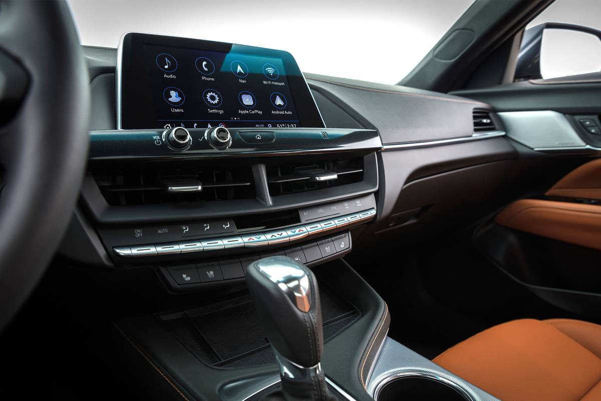 cadillac ct4 premium luxury 2020 06 center stack front row interior jpg