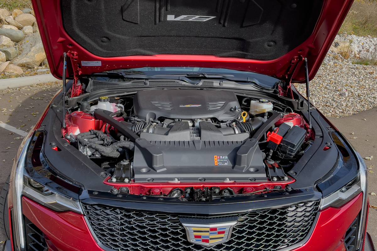 Cadillac CT4-V Blackwing (2022) : la berline sportive à l