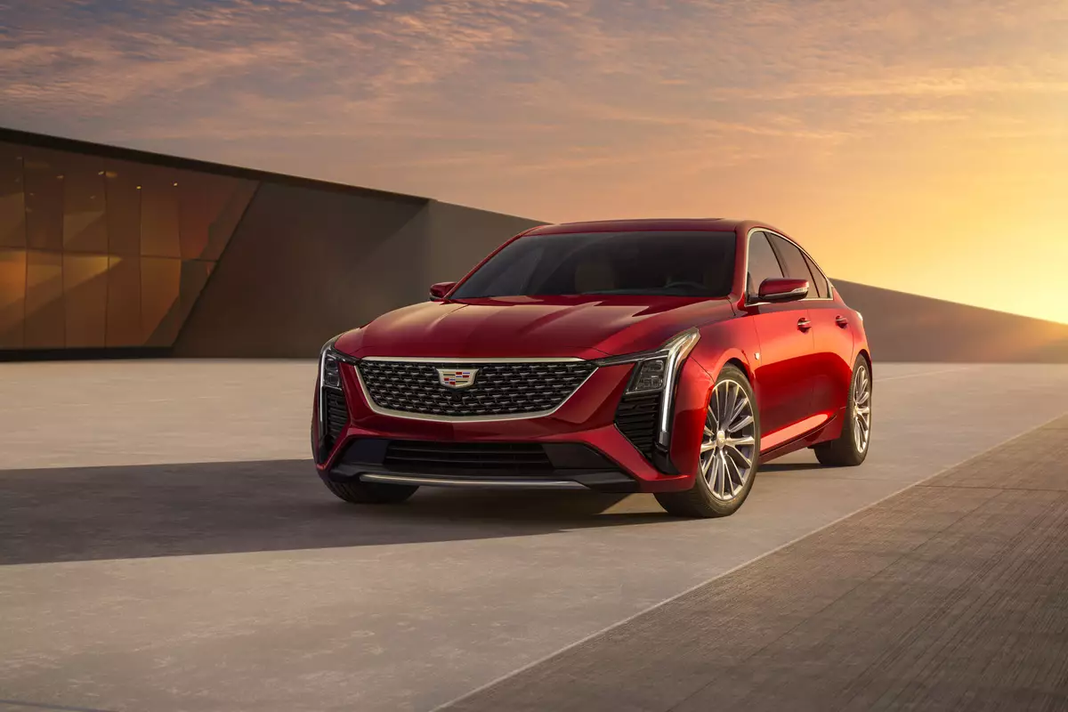 2025 Cadillac CT5 Gets Big Face, Big Screen