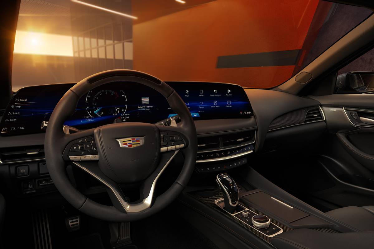 2025 Cadillac CT5 Gets Big Face, Big Screen | Cars.com