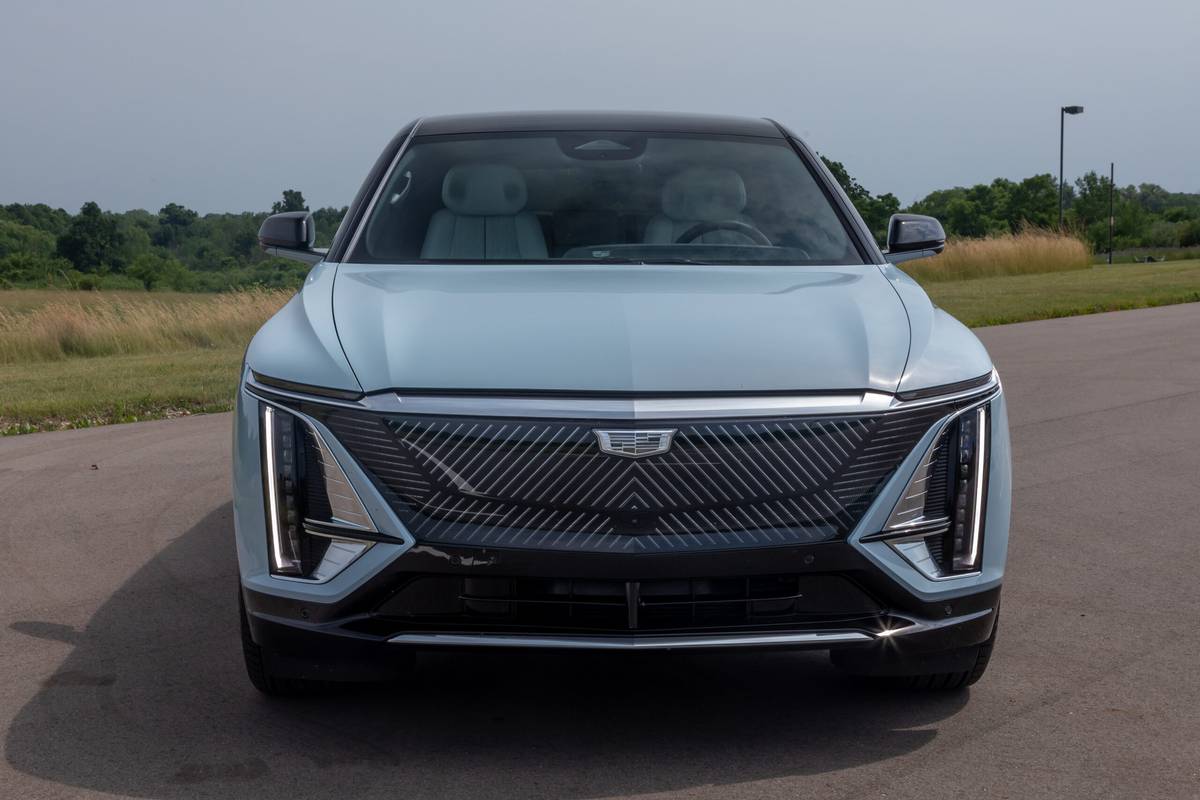 2024 Cadillac LYRIQ Specs, Price, MPG & Reviews