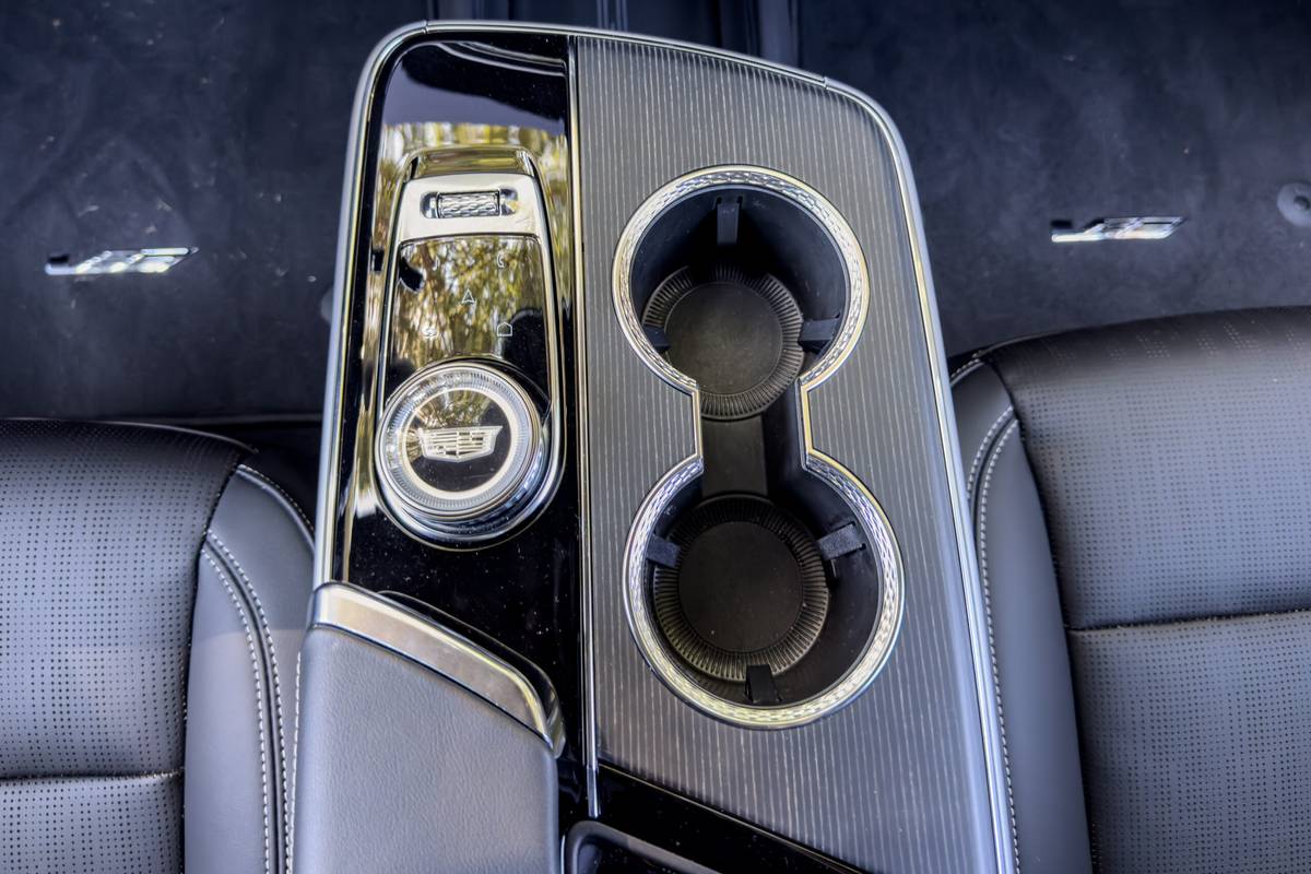 cadillac lyriq v 2026 31 interior center console scaled jpg
