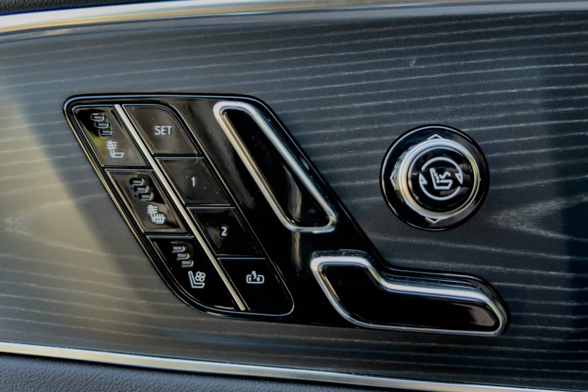 cadillac lyriq v 2026 44 interior door controls scaled jpg