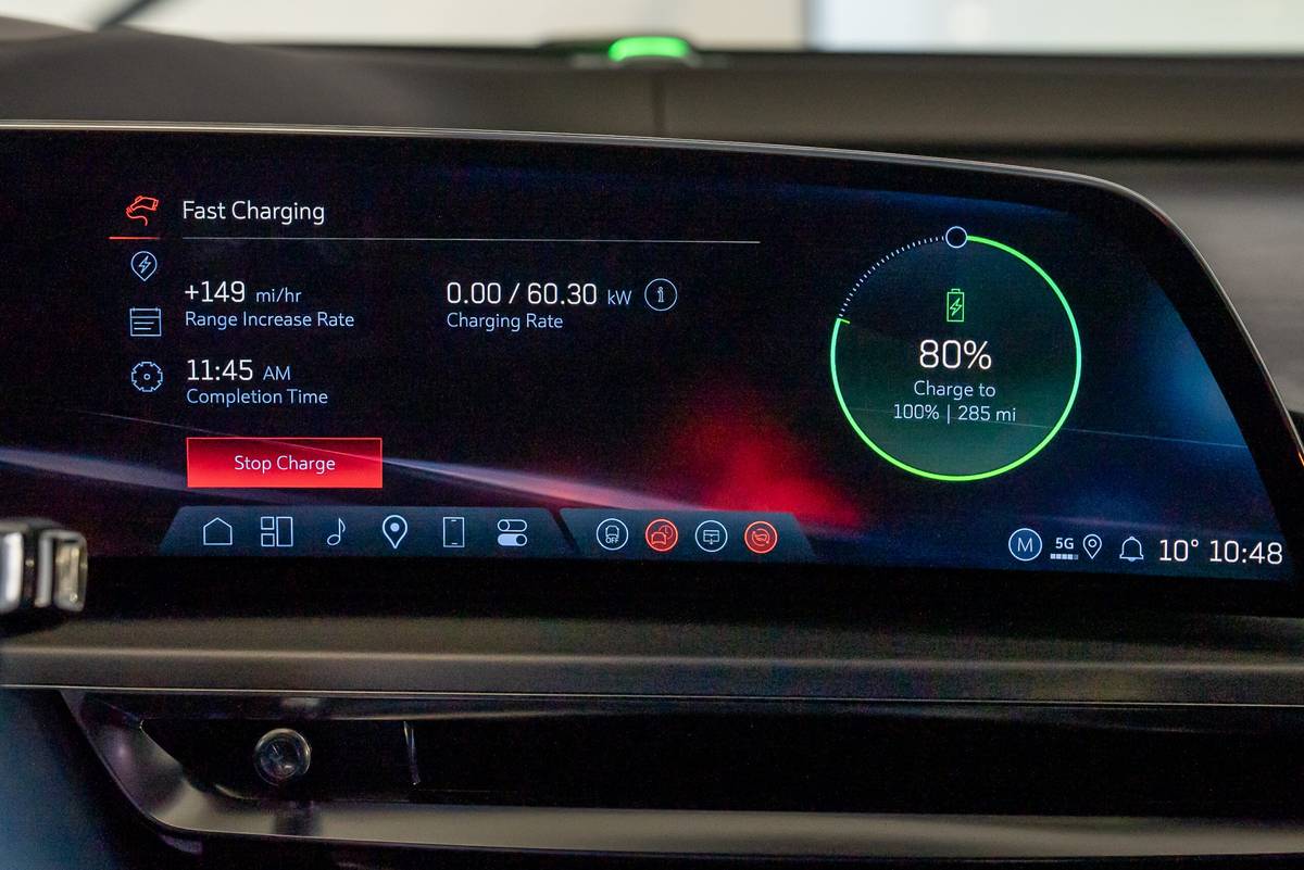 cadillac lyriq v premium 2026 14 interior charging scaled jpg