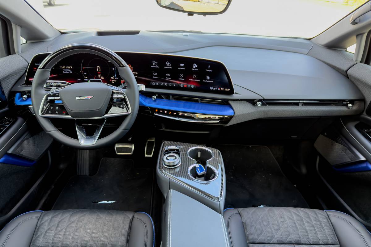 cadillac optiq v 2026 12 interior front row scaled 1 jpg