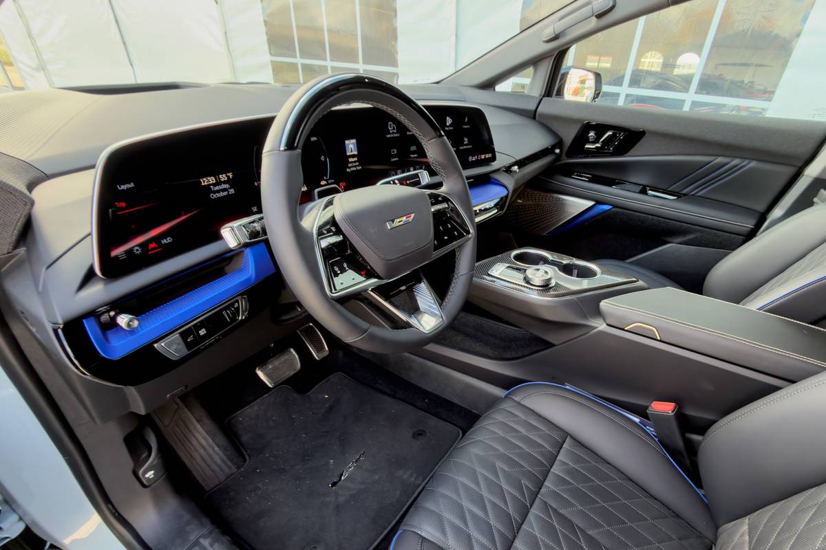 cadillac optiq v 2026 13 interior front row scaled 1 jpg