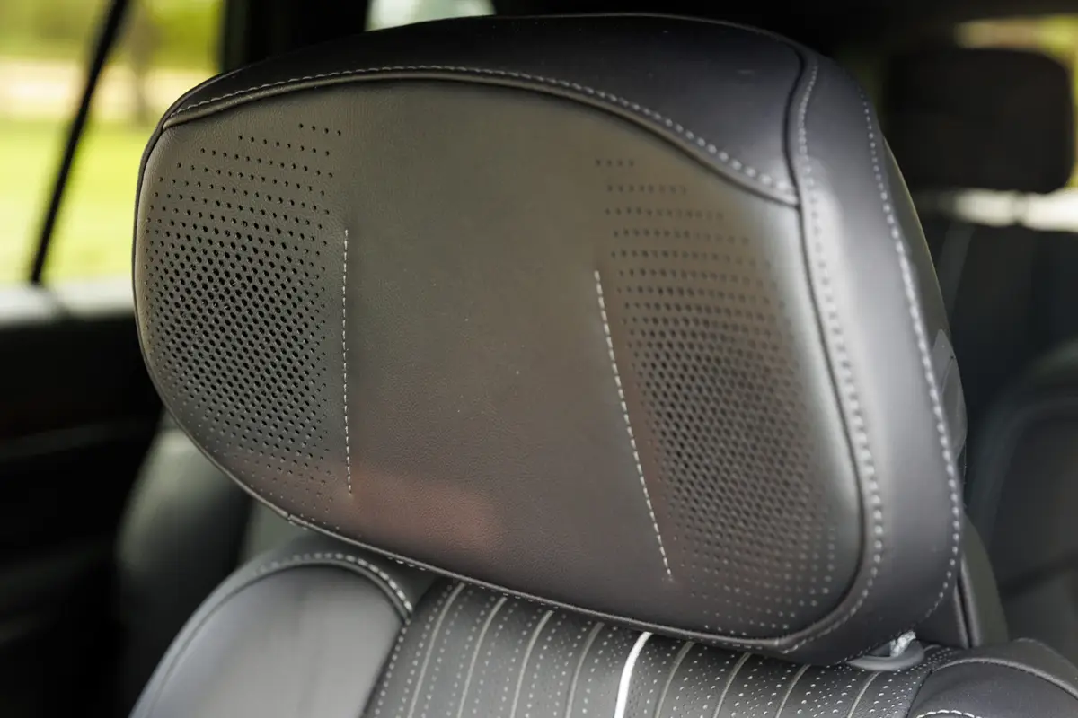 cadillac vistiq sport 2026 25 interior front row seat scaled jpg