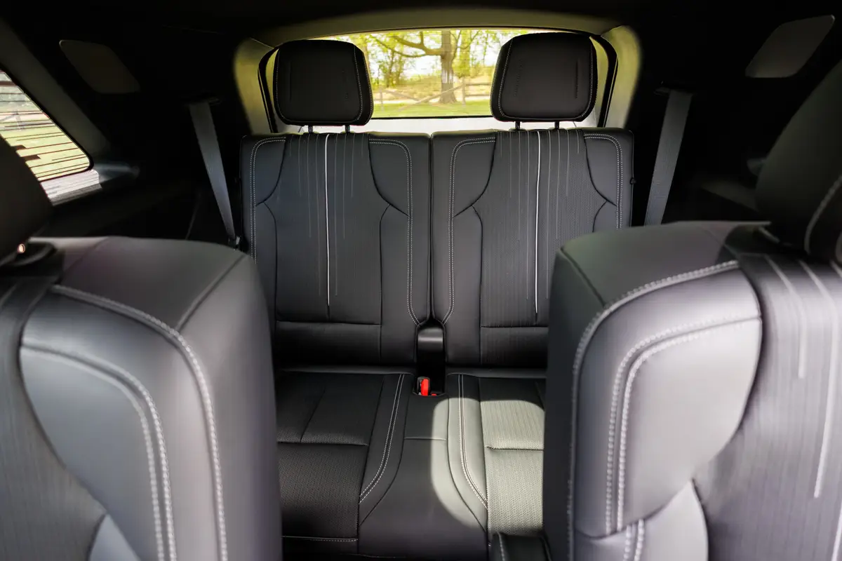 cadillac vistiq sport 2026 36 interior third row scaled jpg