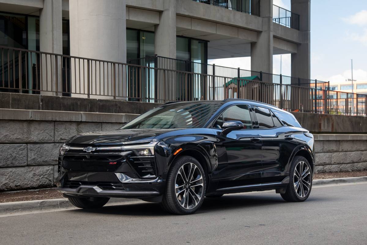 chevrolet blazer ev ss 2025 01 exterior front angle scaled jpg