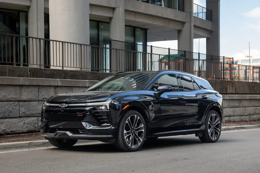 chevrolet-blazer-ev-ss-2025-01-exterior-front-angle
