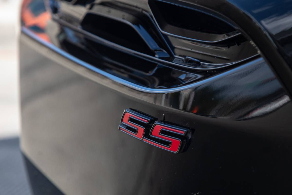 chevrolet blazer ev ss 2025 05 exterior front badge scaled jpg