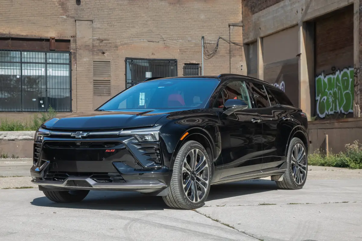 chevrolet blazer ev ss 2025 55 exterior front angle scaled jpg