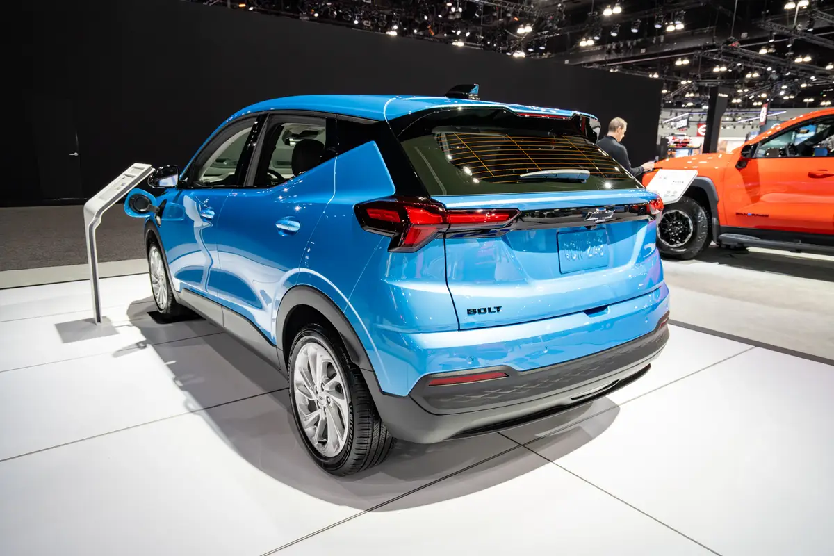 chevrolet bolt 2027 16 exterior rear angle jpg