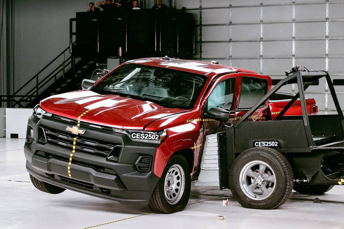 chevrolet colorado 2025 exterior iihs 02 jpg