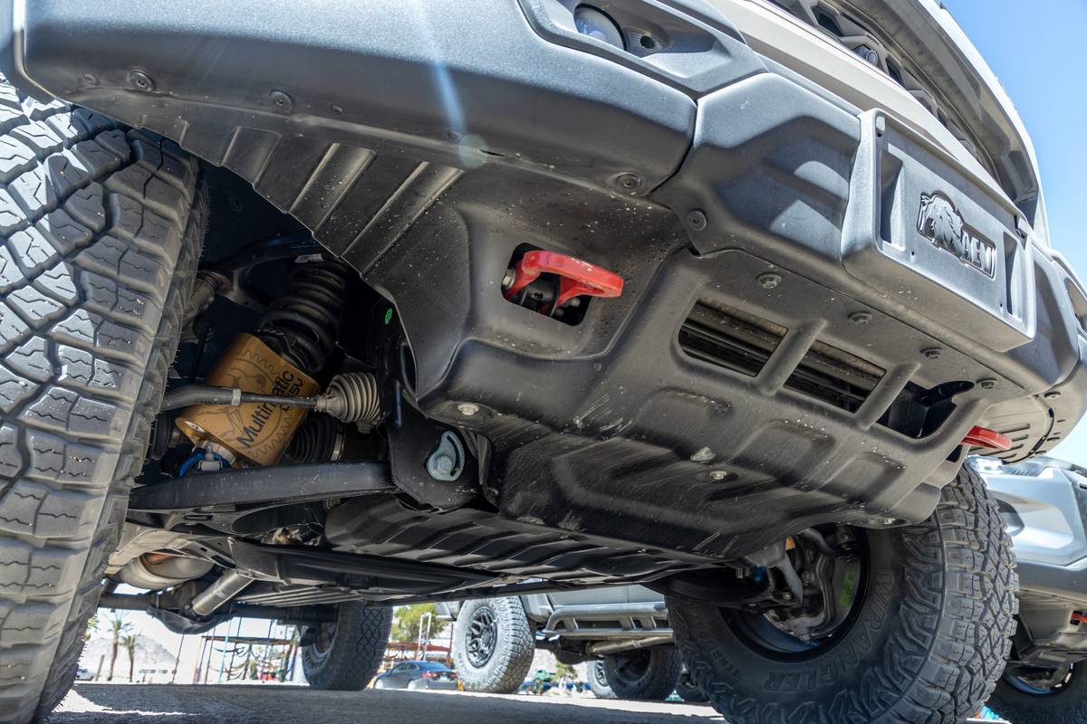 chevrolet colorado zr2 bison 2024 21 exterior undercarraige scaled jpg
