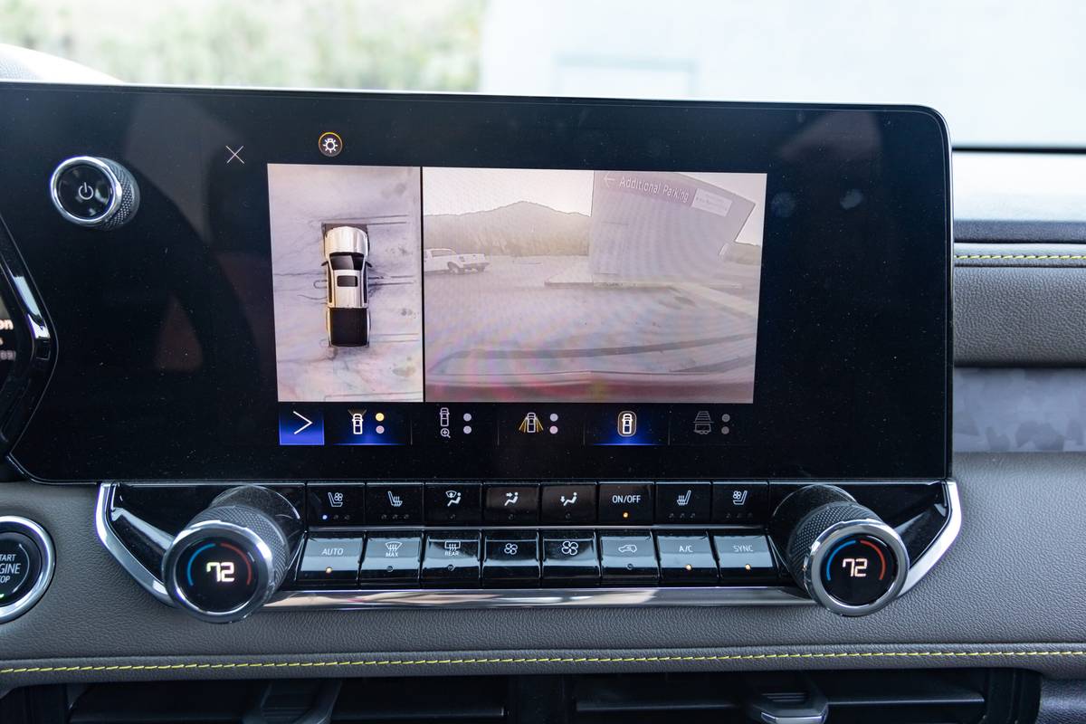 chevrolet colorado zr2 bison 2024 45 interior center stack display scaled jpg