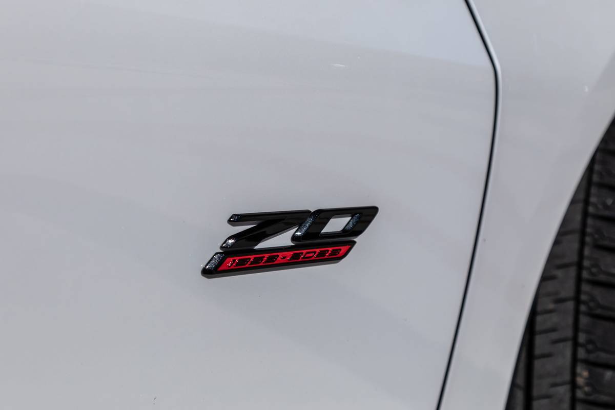 chevrolet corvette convertible 2023 05 exterior profile badge scaled jpg