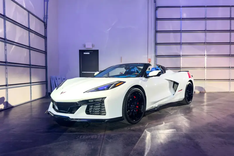 chevrolet-grand-sport-2027-17-exterior-front-angle