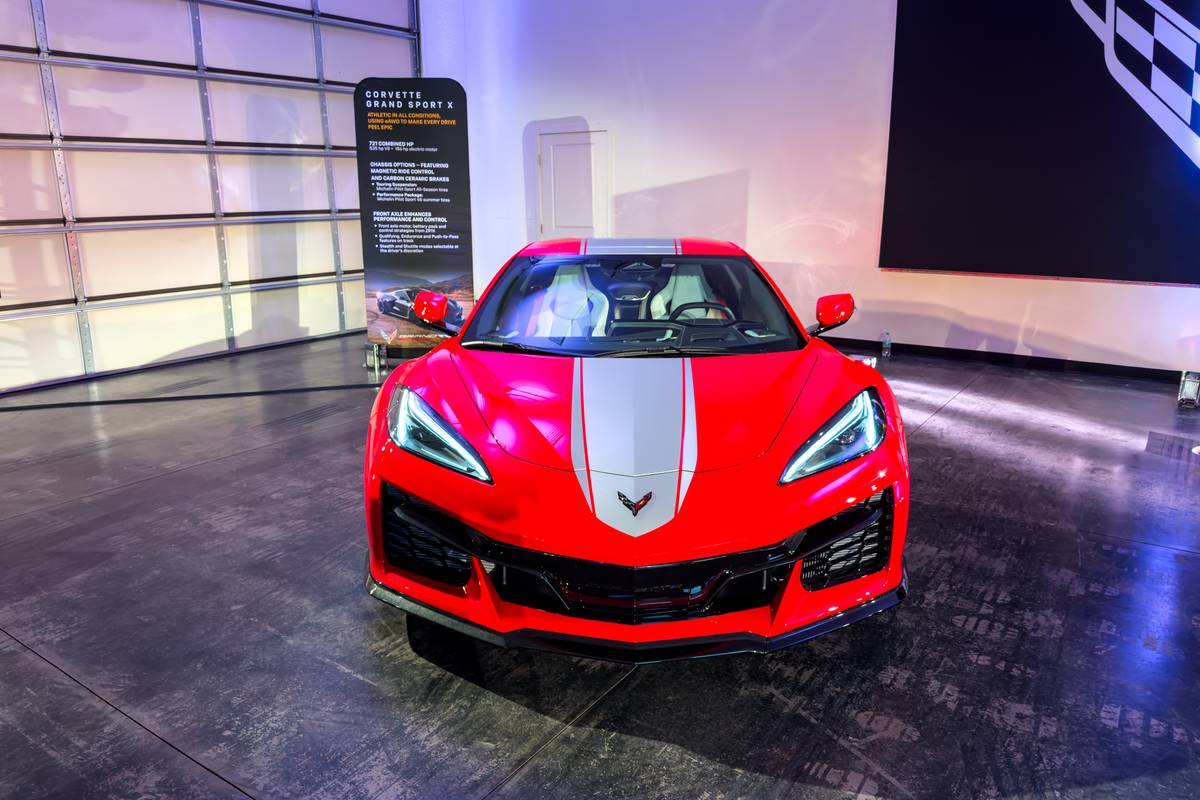 chevrolet grand sport x 2027 01 exterior front jpg