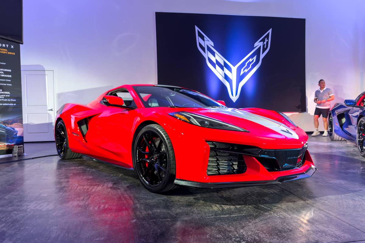 chevrolet grand sport x 2027 04 exterior front angle jpg