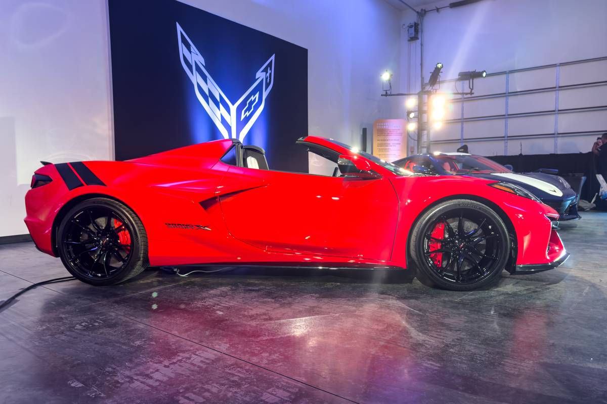 chevrolet grand sport x 2027 07 exterior profile jpg