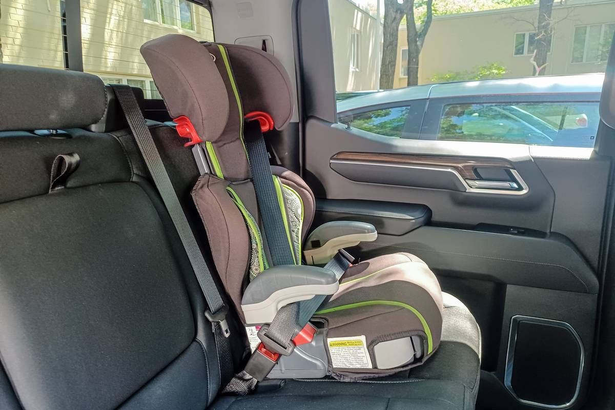 Finding the Perfect Car Seat Cushion For Short People
