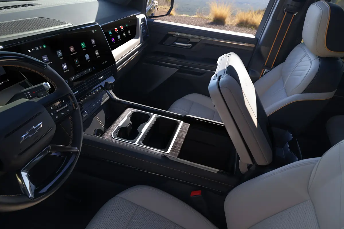 chevrolet silverado 2027 interior oem 12 jpg