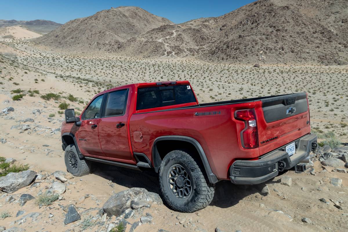 chevrolet silverado 2500 zr2 bison 2024 05 exterior offroad rear angle scaled jpg