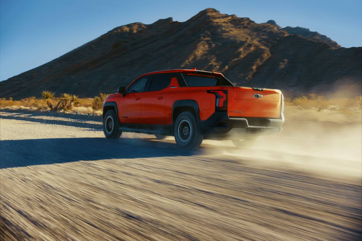 chevrolet silverado ev trail boss 2026 exterior oem 04 jpg