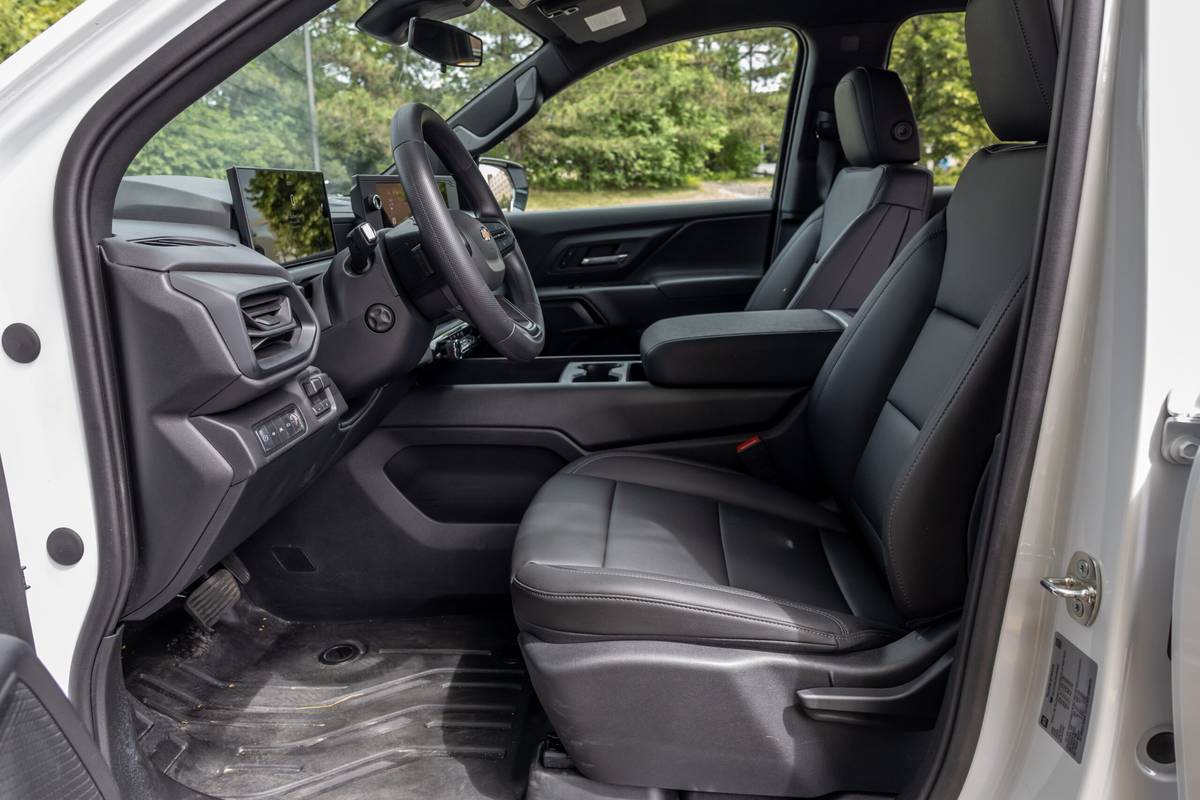 chevrolet silverado ev wt 2024 30 interior front row scaled jpg