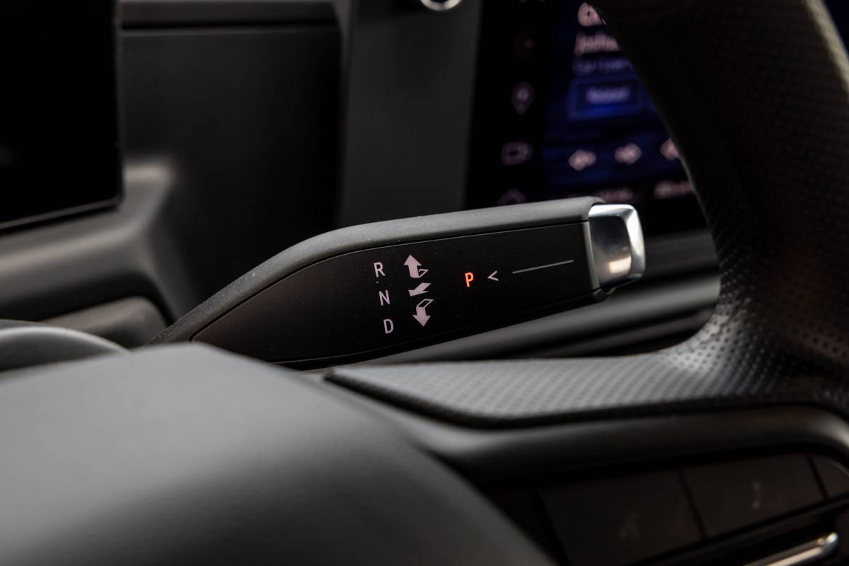 chevrolet silverado ev wt 2024 41 interior gearshift scaled jpg