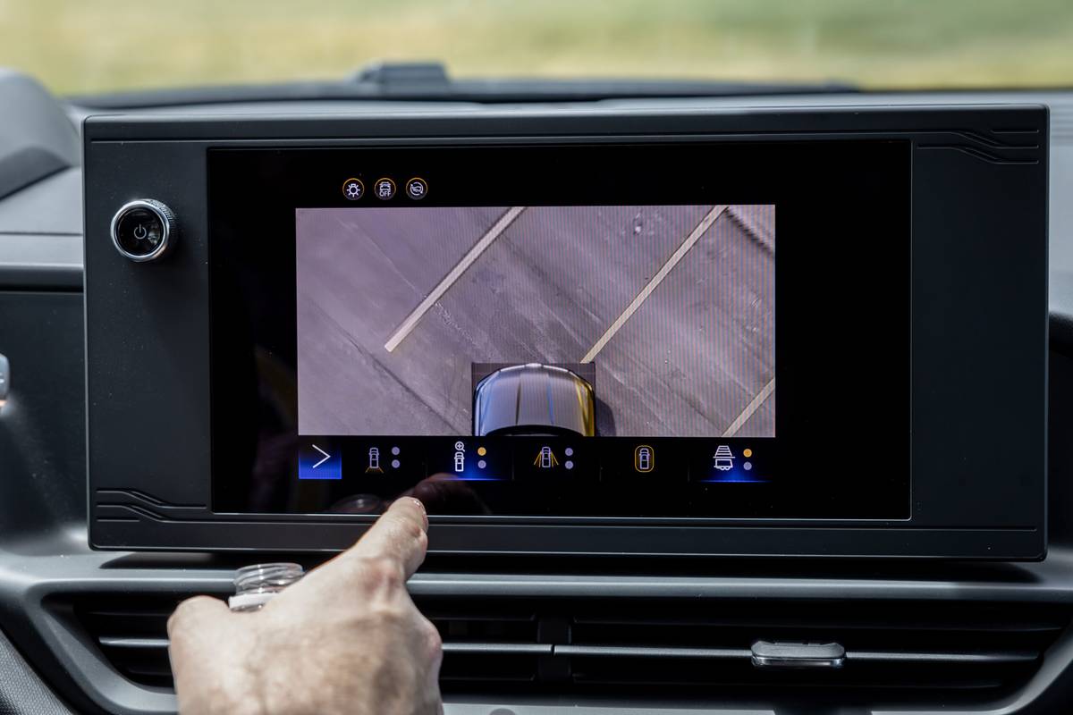 chevrolet silverado ev wt 2024 47 interior center stack display scaled jpg