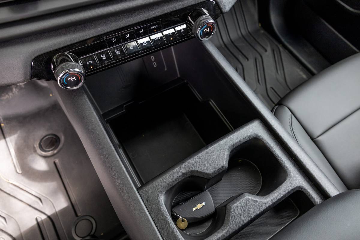 chevrolet silverado ev wt 2024 55 interior center console scaled jpg