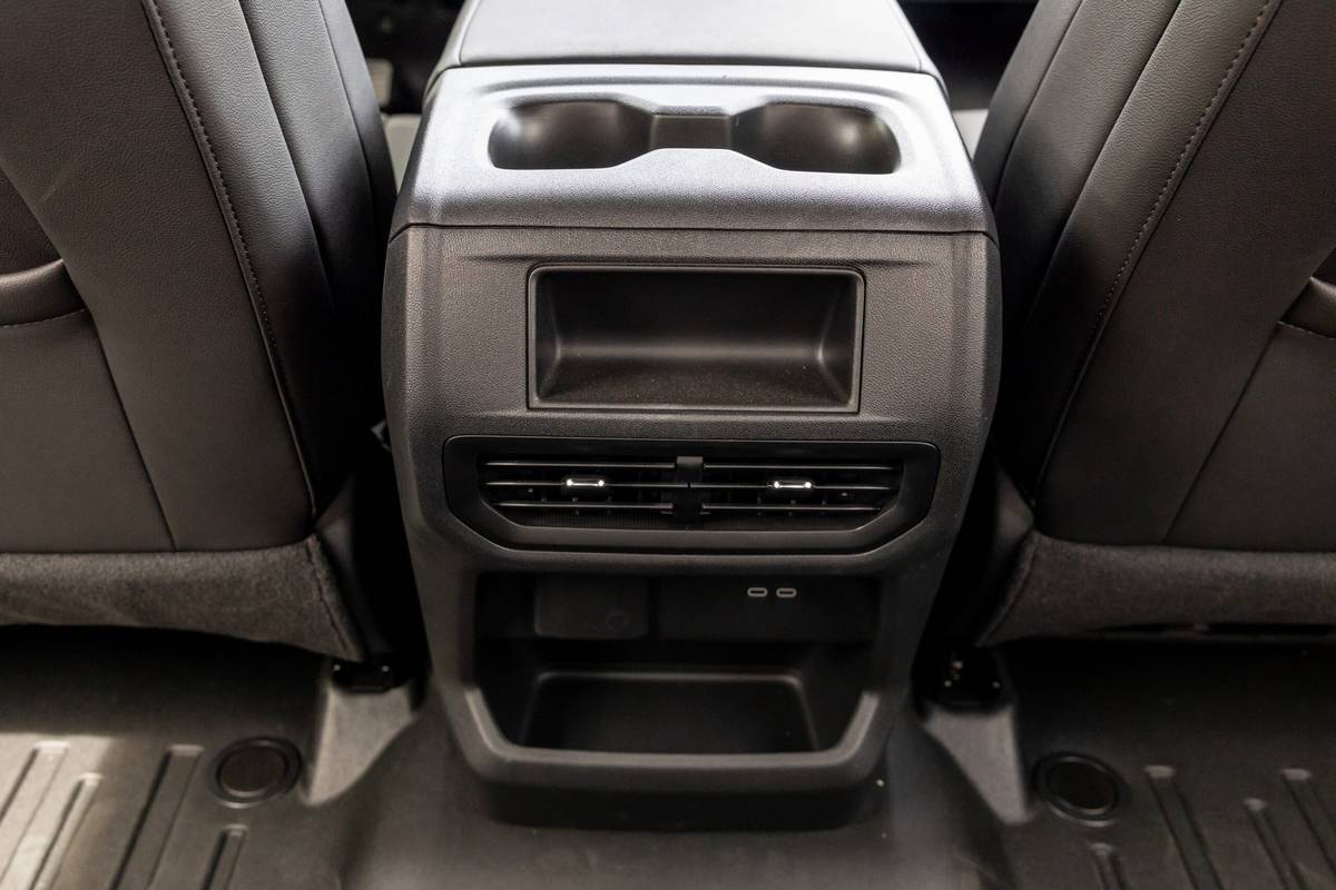 chevrolet silverado ev wt 2024 72 interior backseat climate control scaled jpg