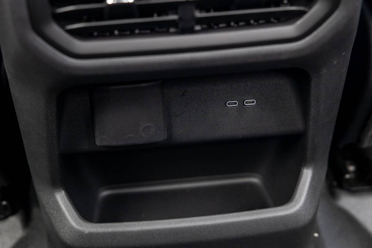 chevrolet silverado ev wt 2024 73 interior backseat usb scaled jpg