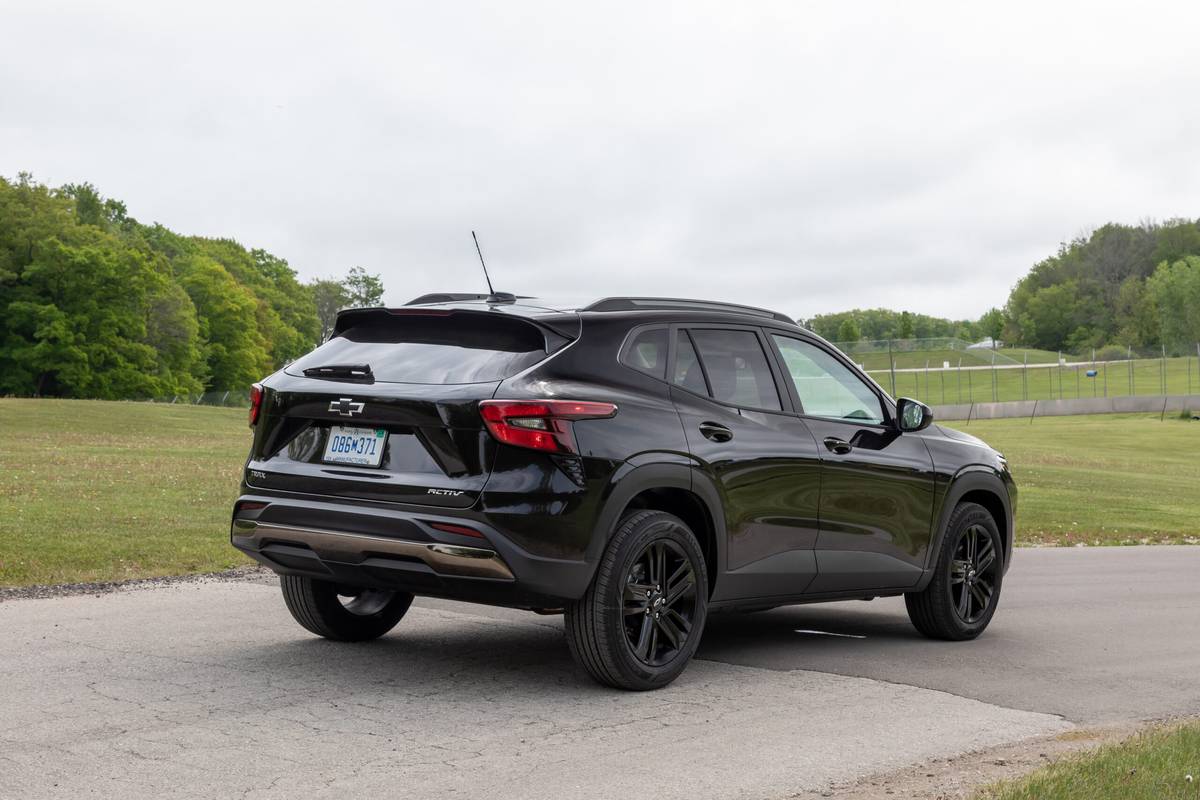 2024 Chevrolet Trax Quick Spin Fully Loaded and Only 26,000?!