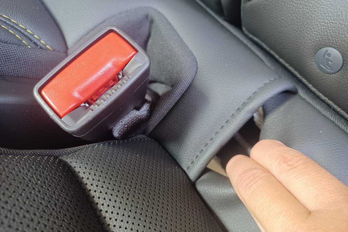 Car seat latch outlet hooks