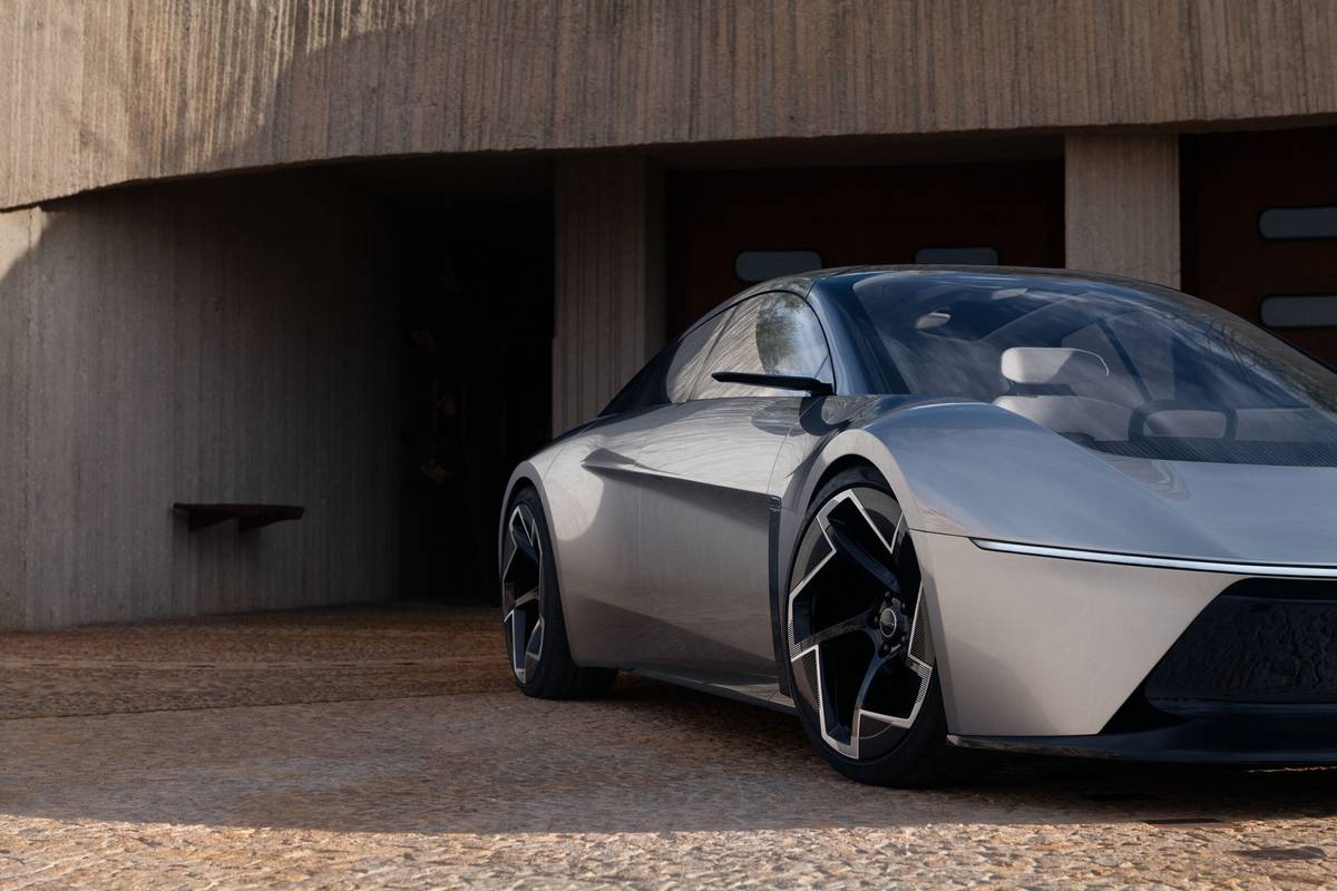 Chrysler Halcyon Concept Previews More of Brand’s EV Direction | Cars.com
