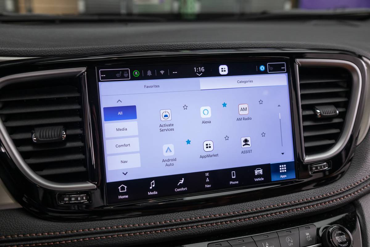 chrysler pacifica pinnacle awd 2025 19 interior center stack display jpg