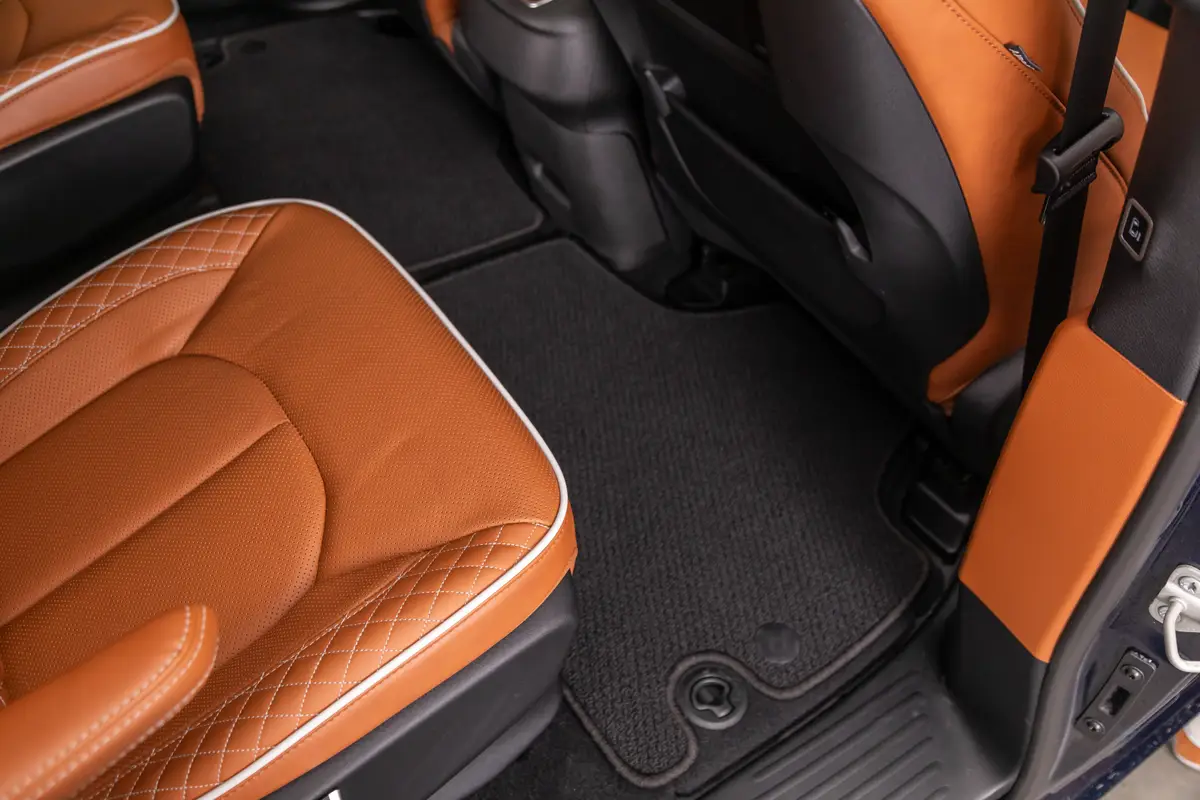 chrysler pacifica pinnacle awd 2025 33 interior second row cargo jpg