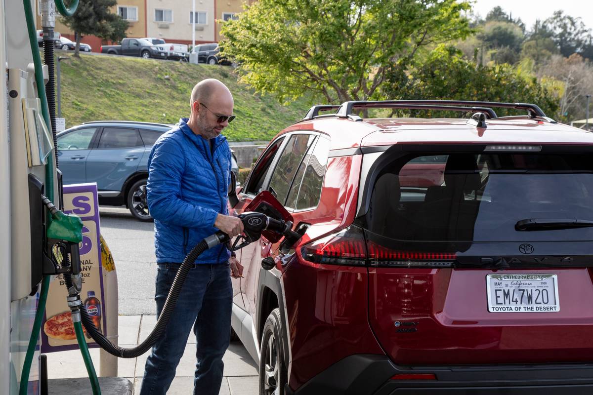 compact suv challenge 2026 13 how we test fuel economy scaled jpg