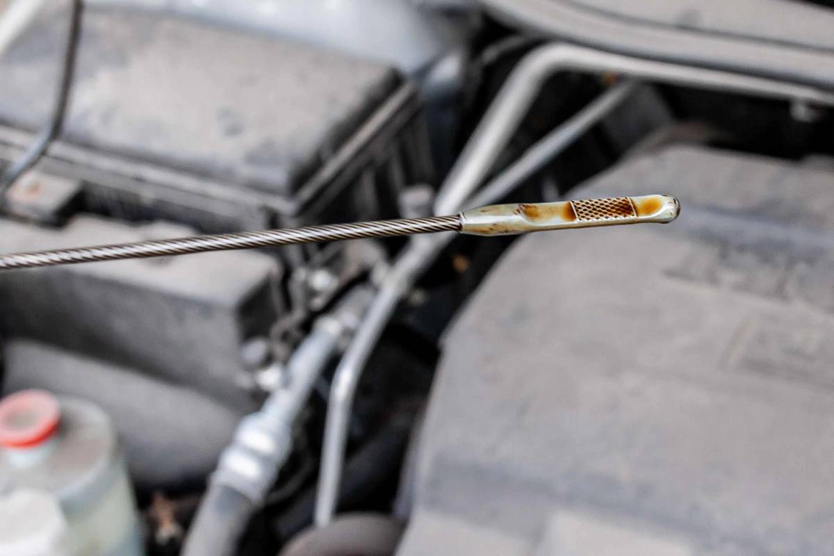 How Long Can I Run My Car With Too Much Oil?