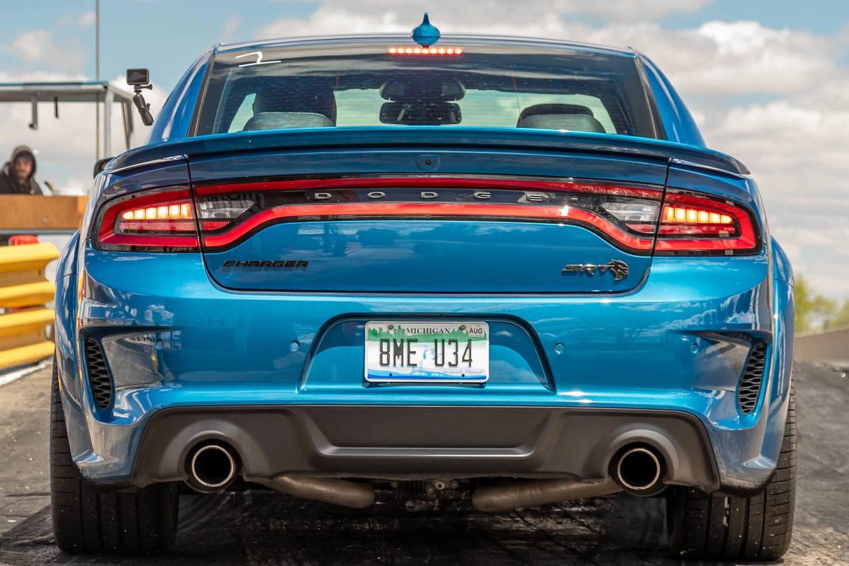 dodge-charger-hellcat-redeye-2021--19-blue--exterior--rear.jpg