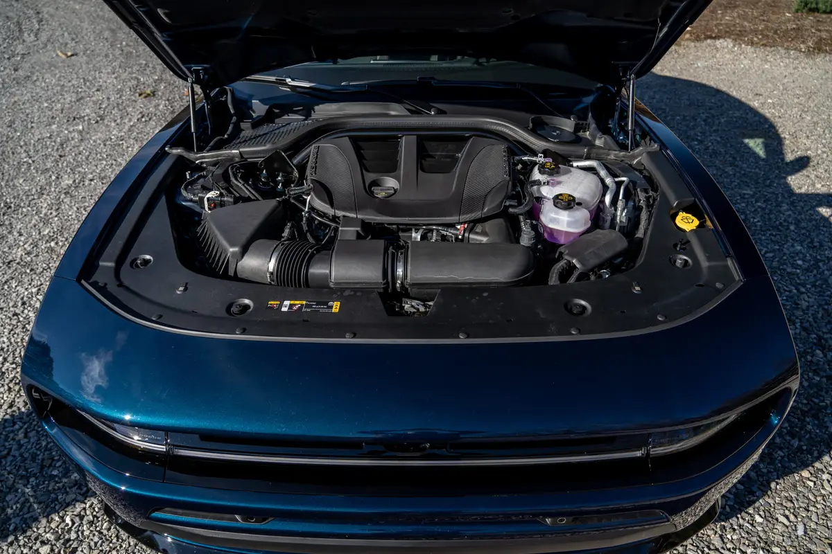 dodge charger scat pack 2026 10 interior engine scaled jpg