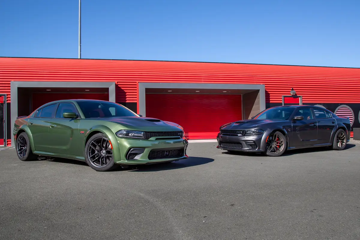 2020 Dodge Charger Scat Pack and SRT Hellcat Widebody Review: Which to Buy?  