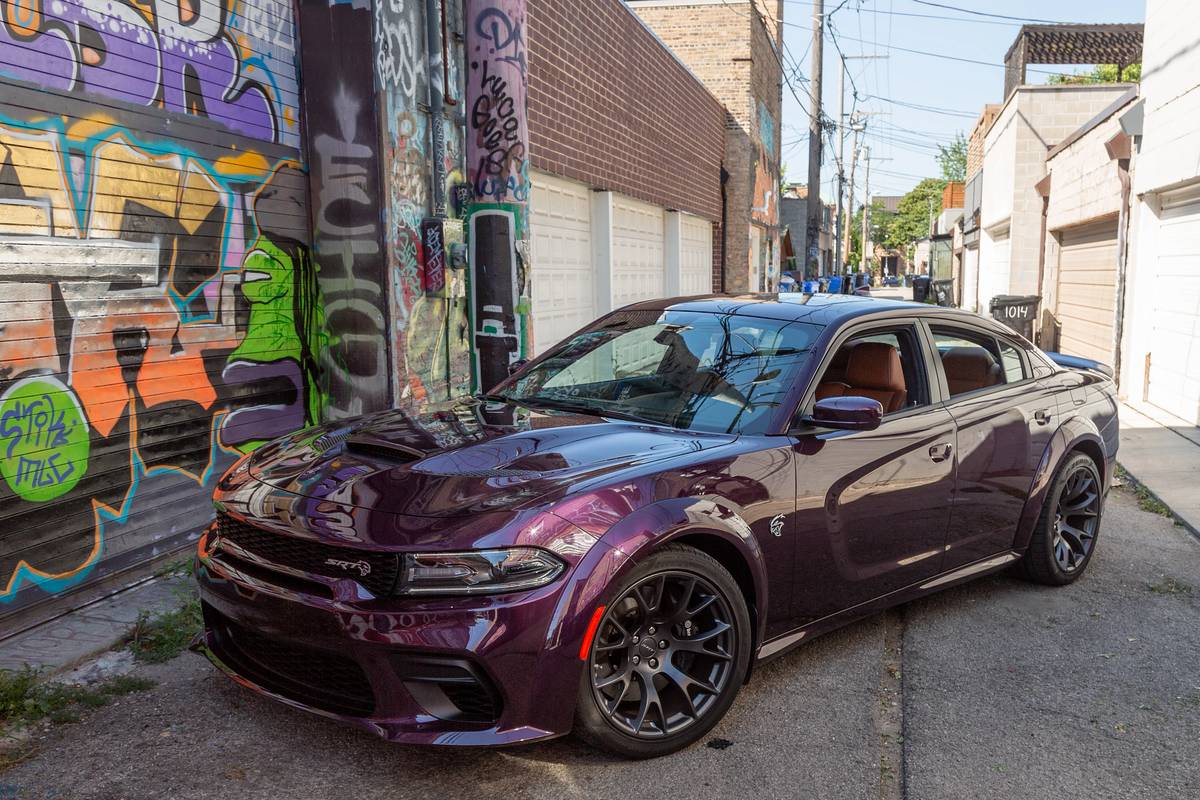 dodge charger srt hellcat widebody 2020 01 angle  exterior  front  purple jpg